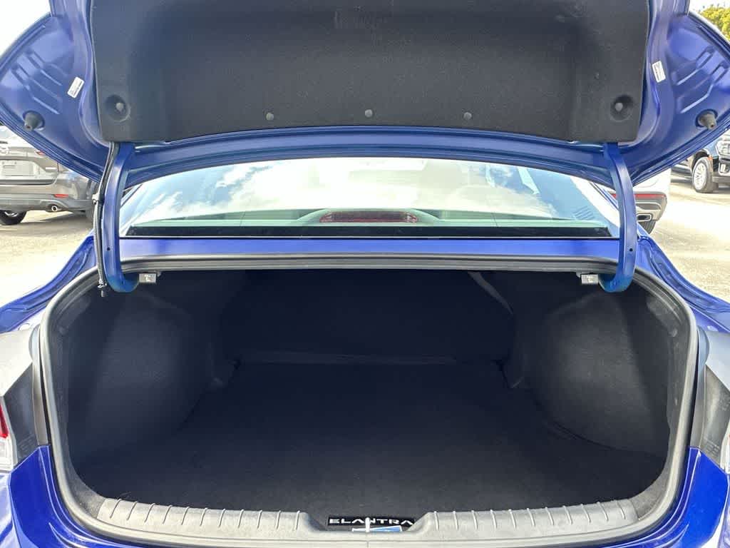 Thumbnail: 2024 Hyundai Elantra - 25