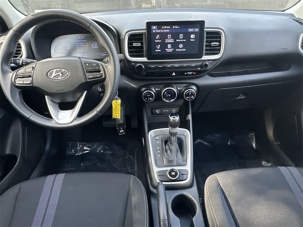 Thumbnail: 2023 Hyundai Venue - 24