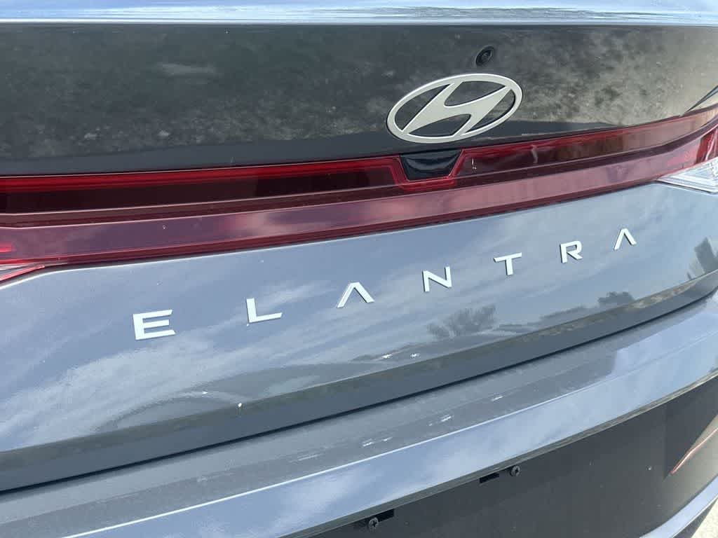 Thumbnail: 2026 Hyundai Elantra - 10