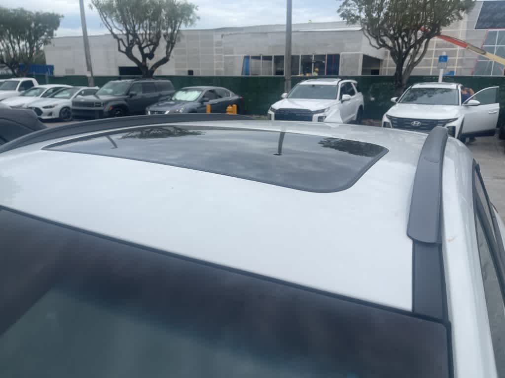 Thumbnail: 2023 Hyundai Kona - 4
