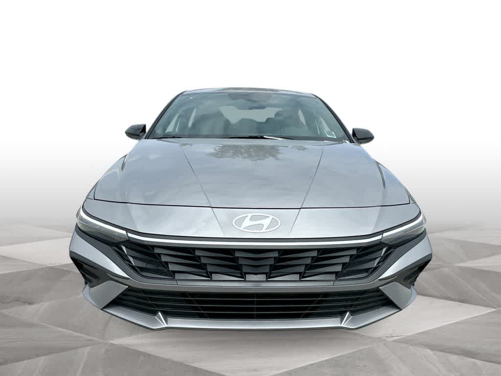 Thumbnail: 2026 Hyundai Elantra - 3