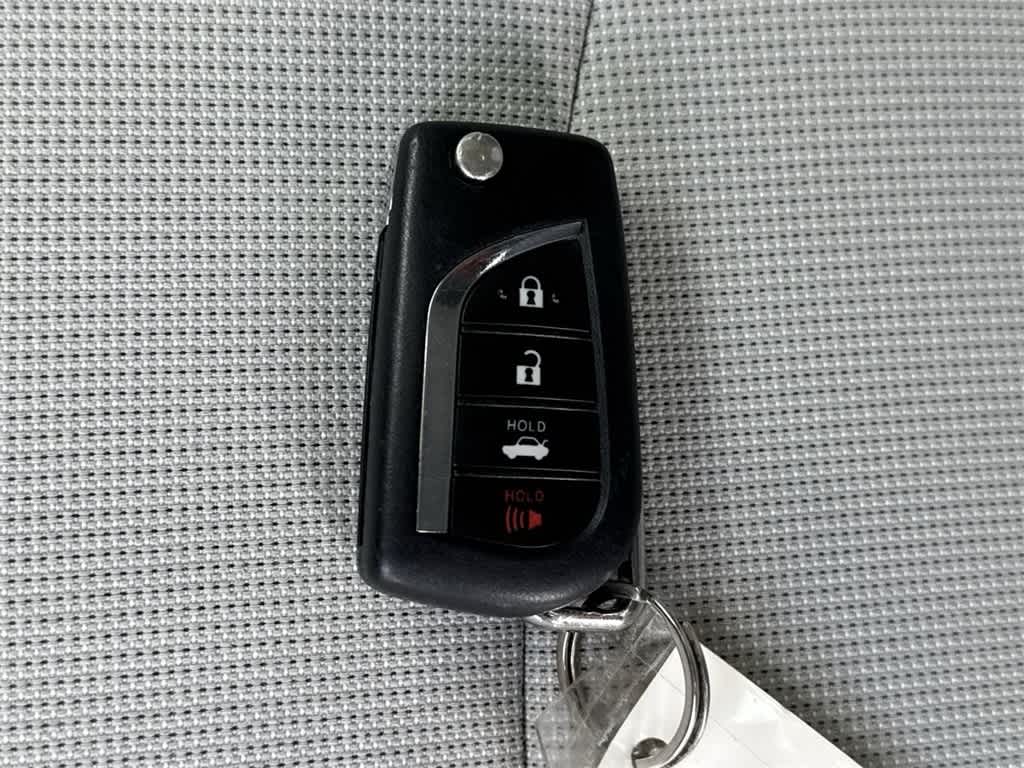 Thumbnail: 2022 Toyota Corolla - 28