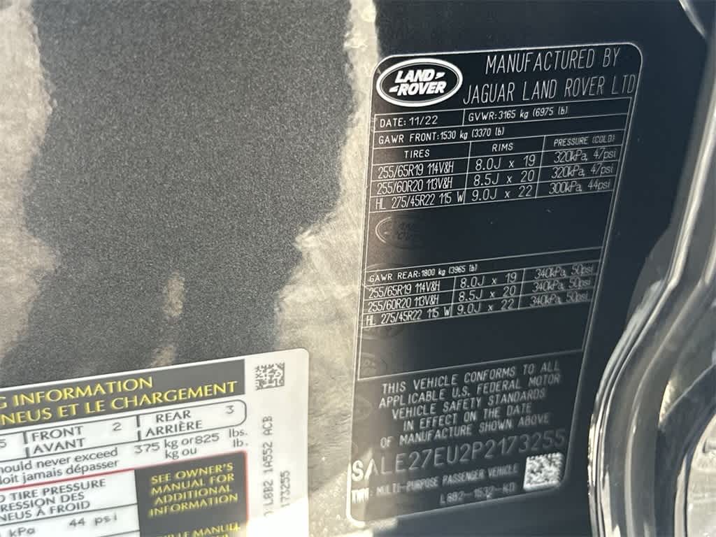 Thumbnail: 2023 Land Rover Defender - 29