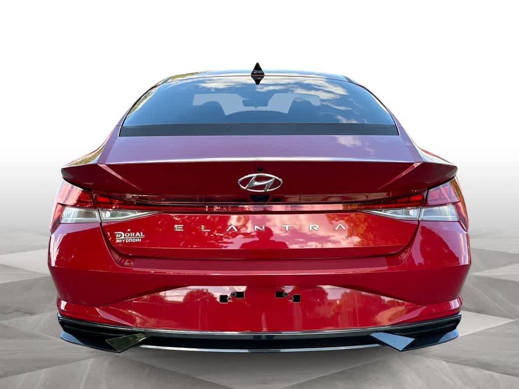 Thumbnail: 2022 Hyundai Elantra - 7