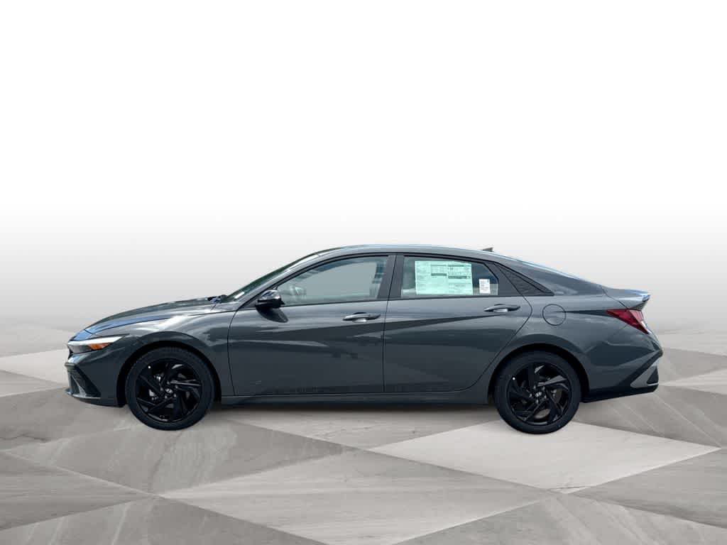 Thumbnail: 2026 Hyundai Elantra - 5