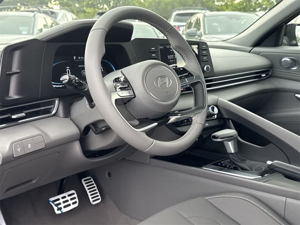 Thumbnail: 2025 Hyundai Elantra - 13