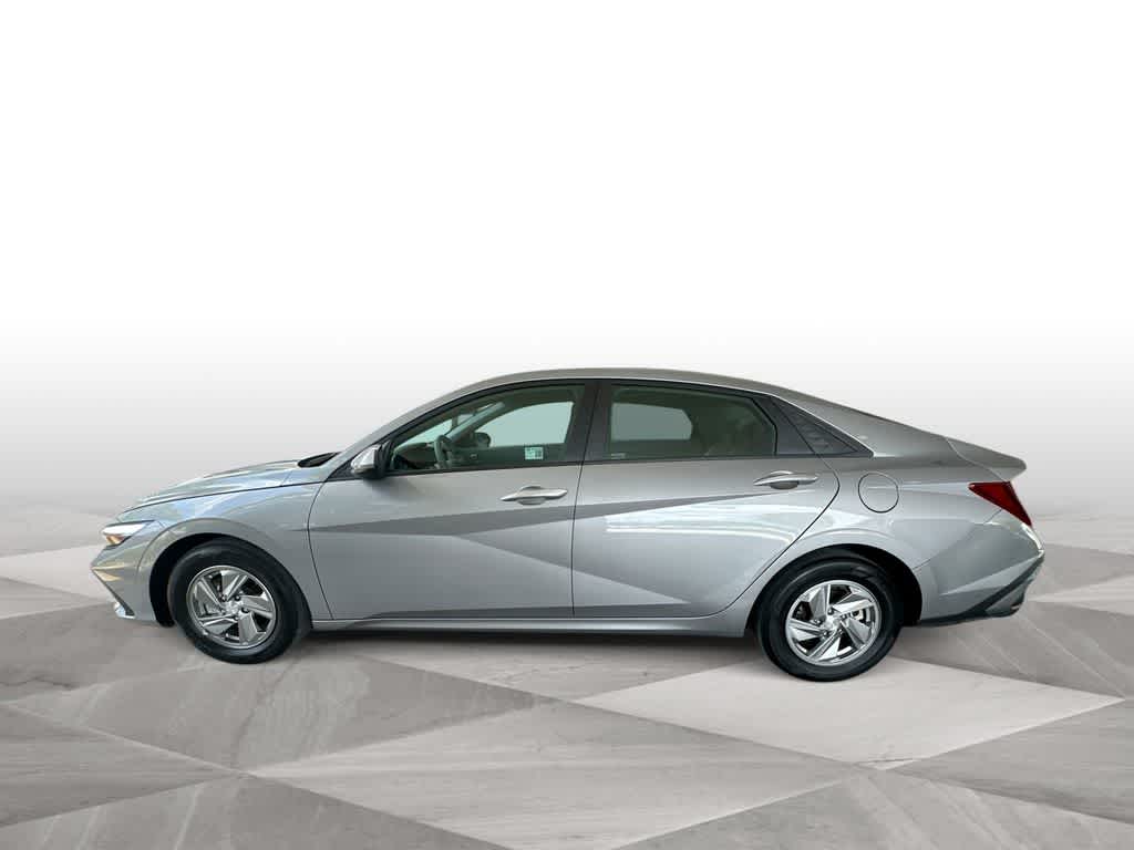 Thumbnail: 2025 Hyundai Elantra - 5