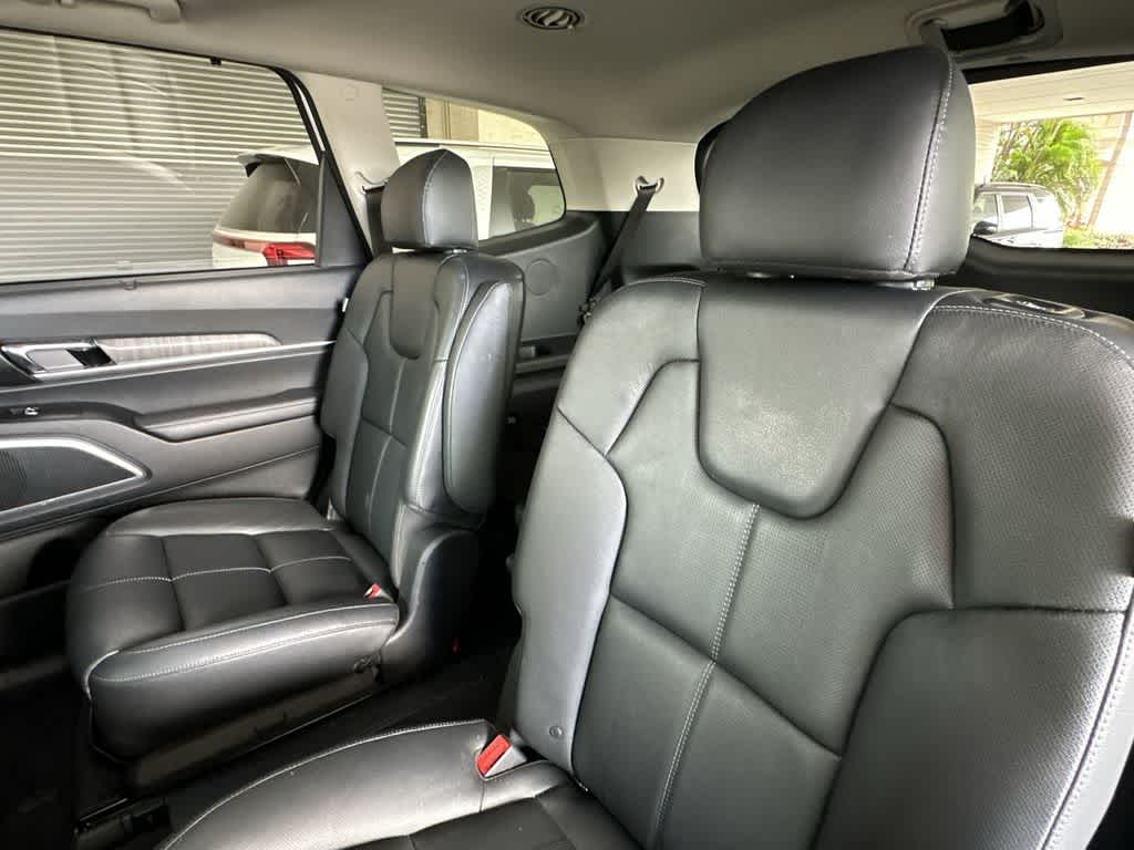 Thumbnail: 2023 Kia Telluride - 21