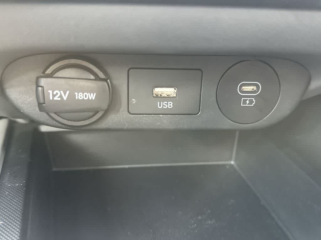 Thumbnail: 2024 Hyundai Elantra - 17