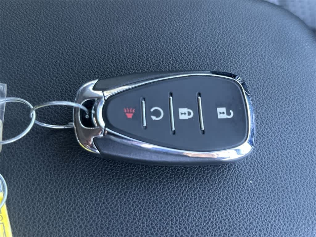 Thumbnail: 2025 Chevrolet Trax - 28