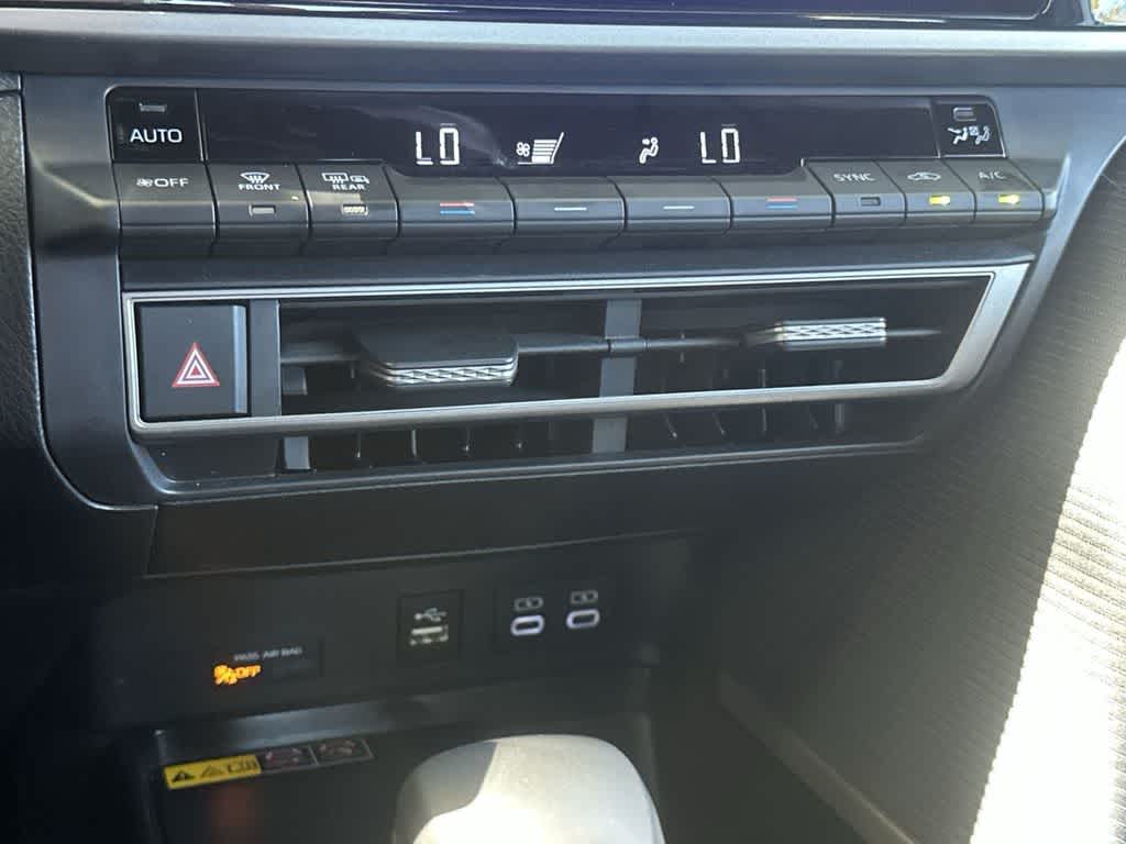 Thumbnail: 2025 Toyota Camry - 20