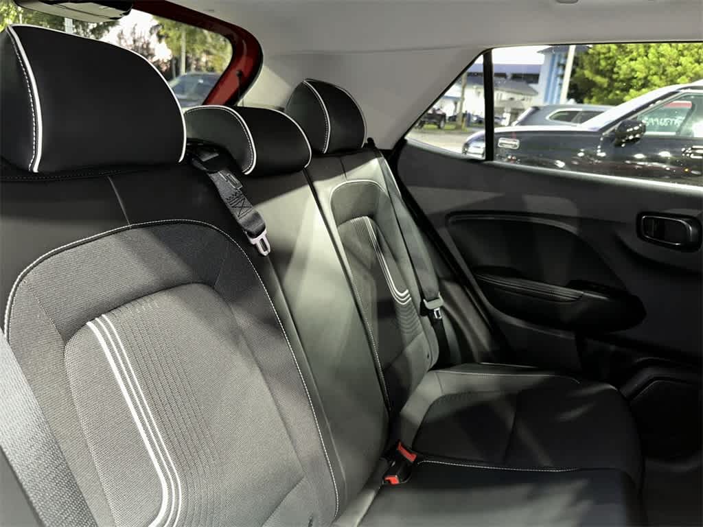 Thumbnail: 2023 Hyundai Venue - 26