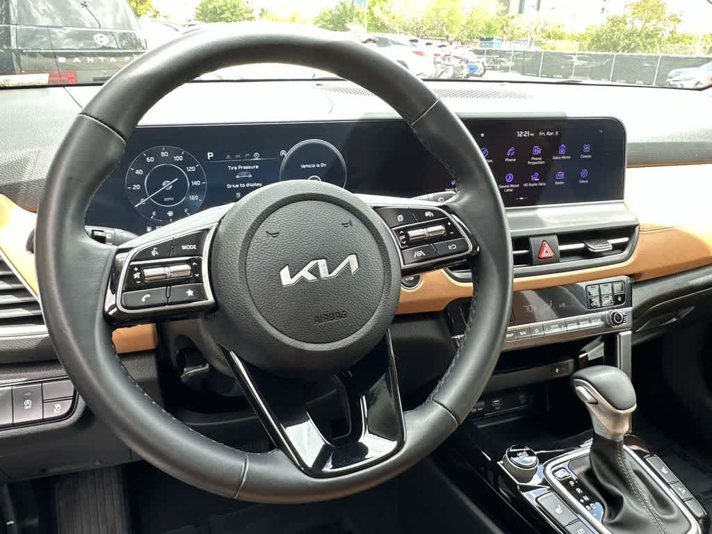 Thumbnail: 2024 Kia Seltos - 12