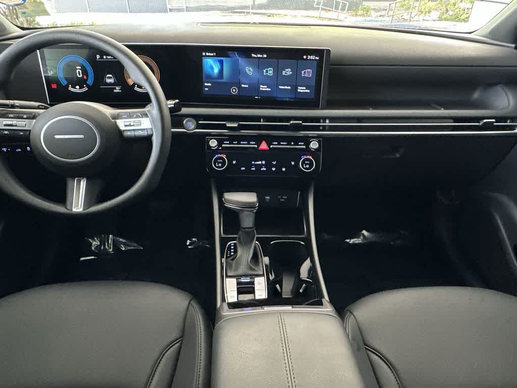 Thumbnail: 2025 Hyundai Santa Cruz - 24