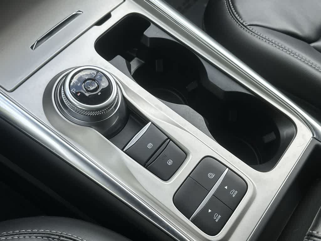 Thumbnail: 2022 Ford Explorer - 21