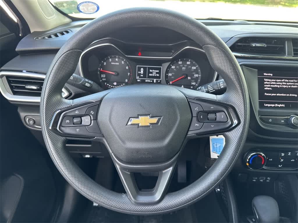 Thumbnail: 2023 Chevrolet TrailBlazer - 15