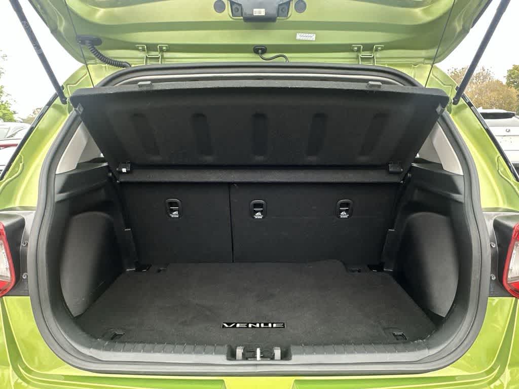 Thumbnail: 2023 Hyundai Venue - 25