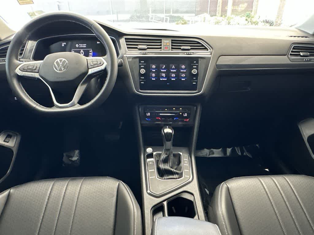 Thumbnail: 2024 Volkswagen Tiguan - 24