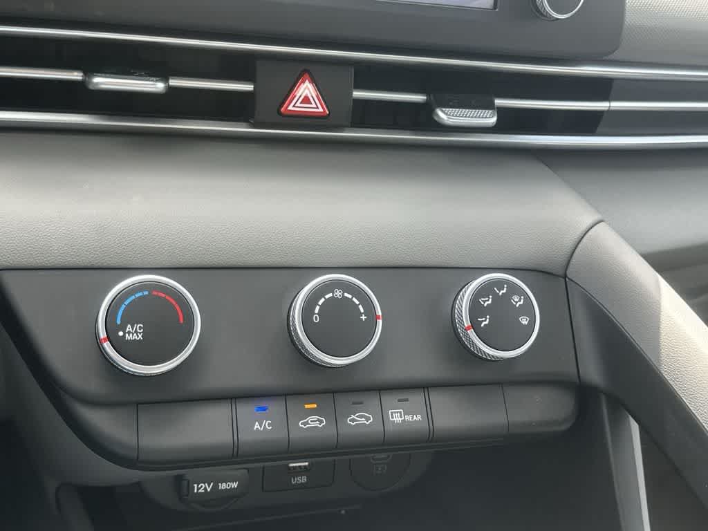 Thumbnail: 2026 Hyundai Elantra - 27