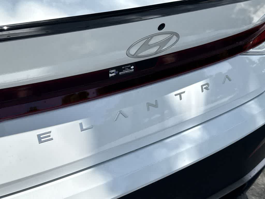 Thumbnail: 2026 Hyundai Elantra - 10
