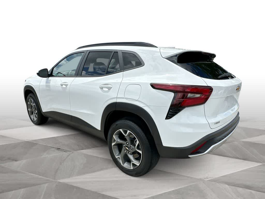 Thumbnail: 2024 Chevrolet Trax - 6