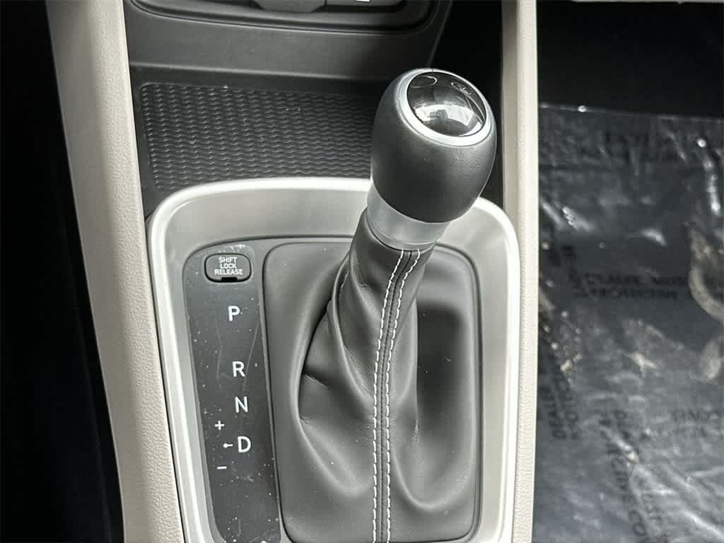 Thumbnail: 2025 Hyundai Venue - 21