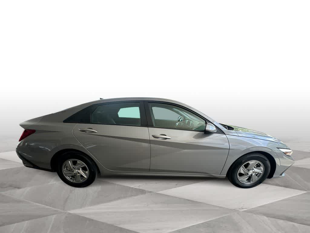Thumbnail: 2025 Hyundai Elantra - 9