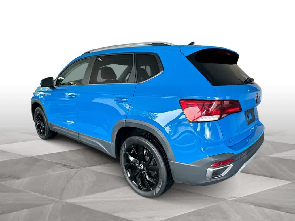 Thumbnail: 2022 Volkswagen Taos - 6