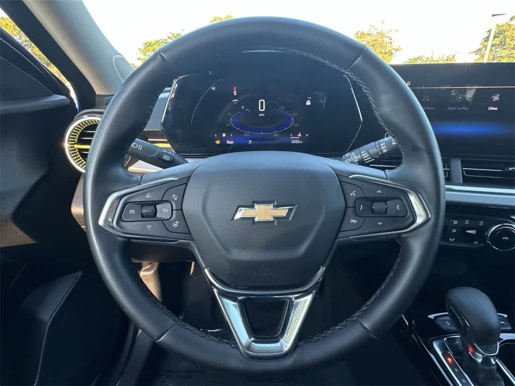 Thumbnail: 2025 Chevrolet Trax - 15