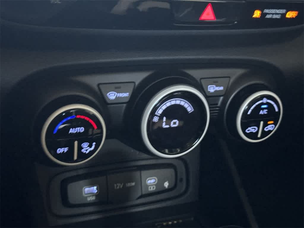 2023 Hyundai Venue Limited 20