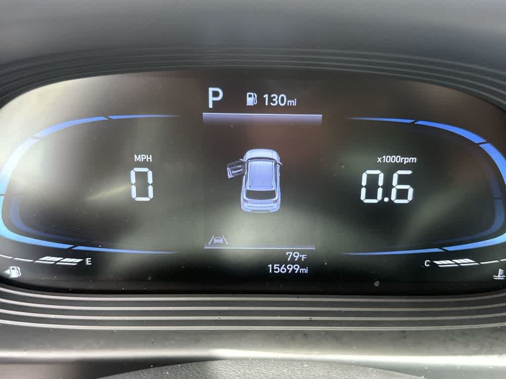 Thumbnail: 2023 Hyundai Venue - 16