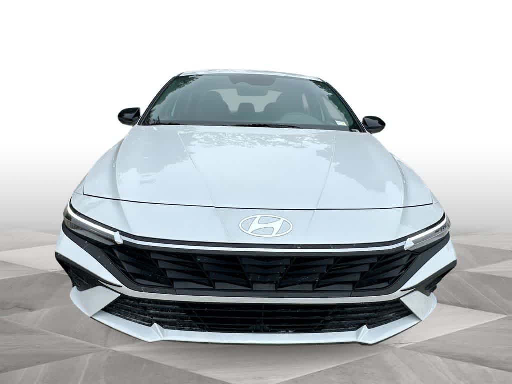 Thumbnail: 2026 Hyundai Elantra - 3