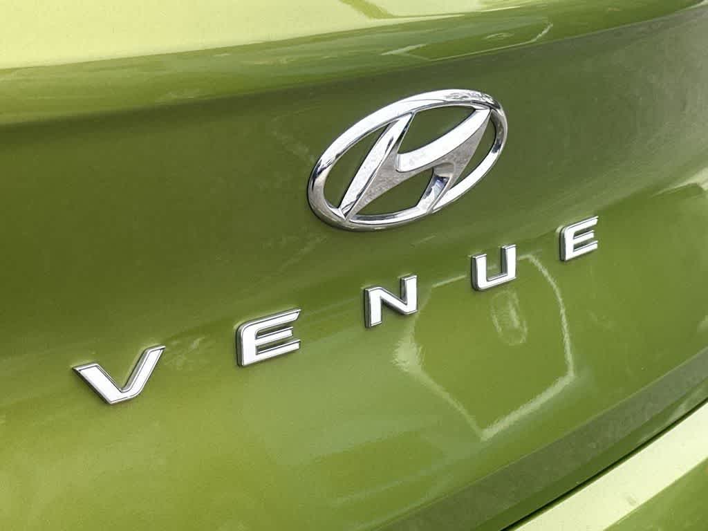 Thumbnail: 2023 Hyundai Venue - 10