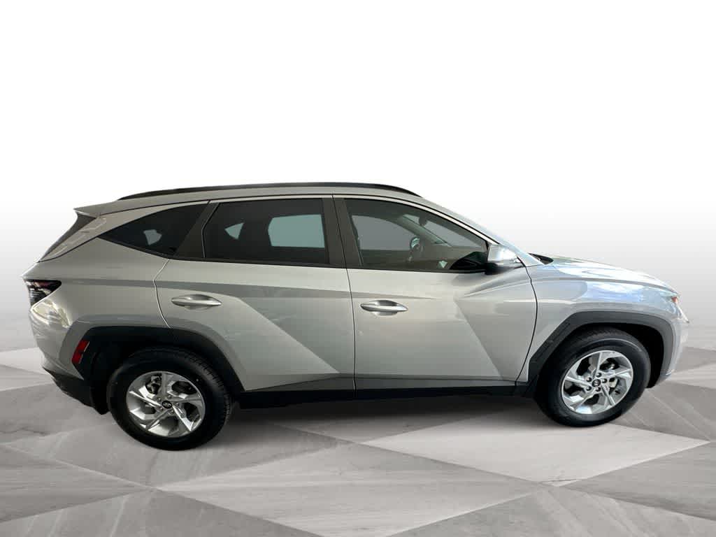 Thumbnail: 2023 Hyundai Tucson - 9