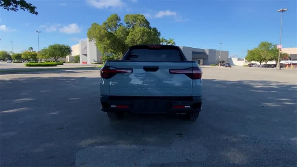 Thumbnail: 2022 Hyundai Santa Cruz - 3