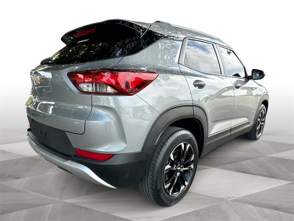 Thumbnail: 2023 Chevrolet TrailBlazer - 8