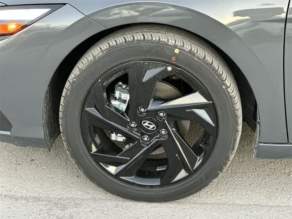 Thumbnail: 2026 Hyundai Elantra - 11