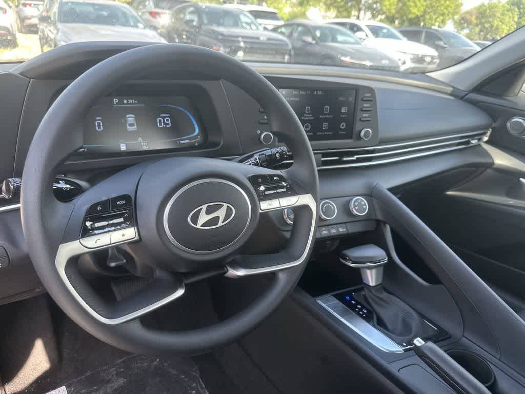 Thumbnail: 2026 Hyundai Elantra - 13