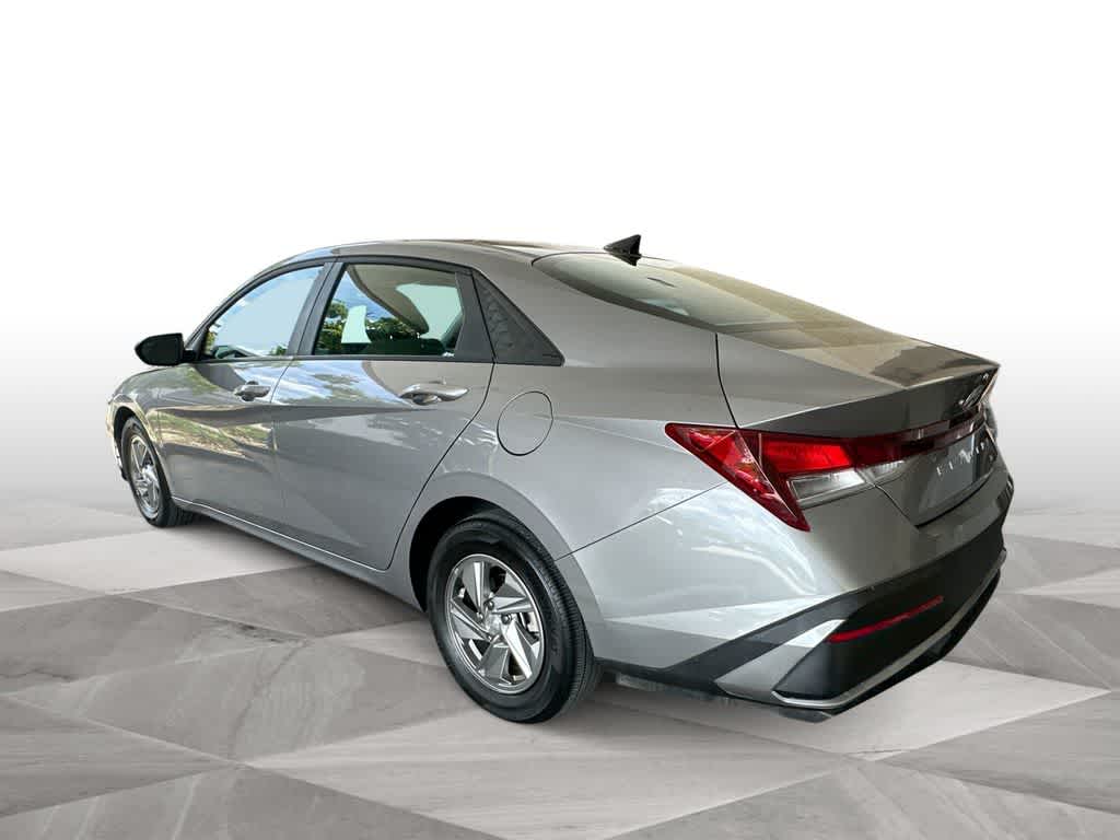 Thumbnail: 2025 Hyundai Elantra - 6