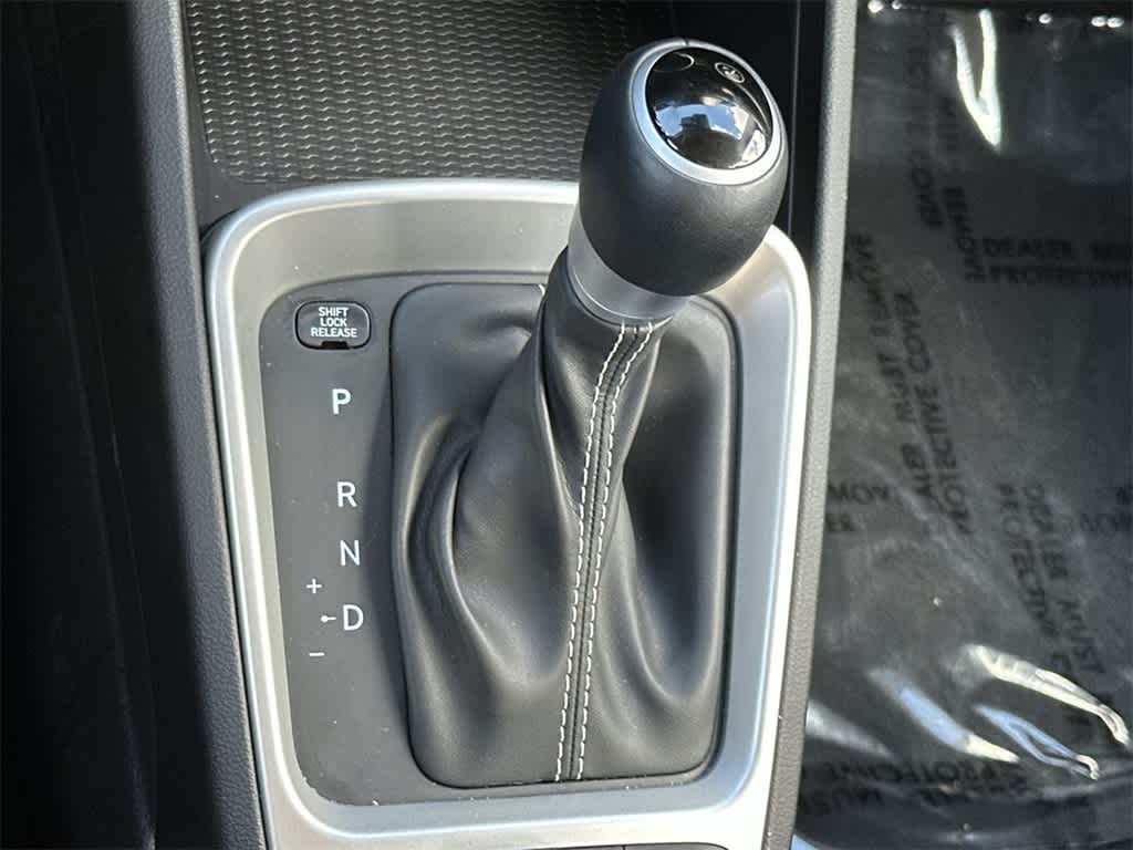 Thumbnail: 2025 Hyundai Venue - 21