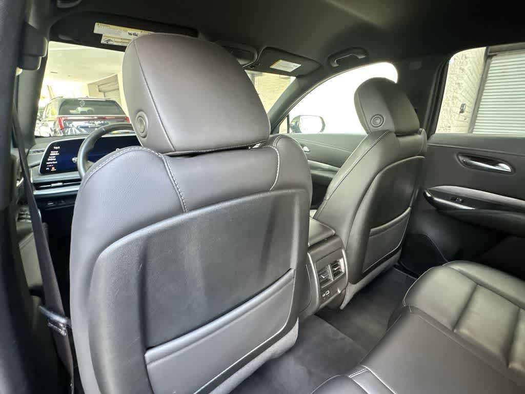 Thumbnail: 2025 Cadillac XT4 - 23