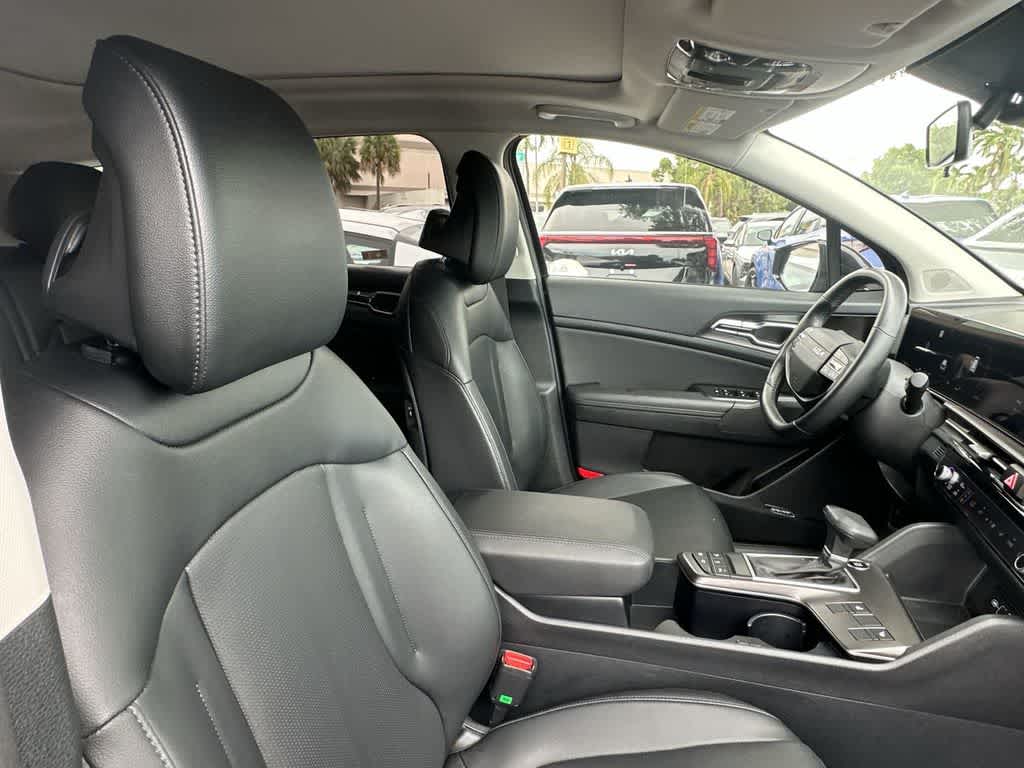 Thumbnail: 2026 Kia Sportage - 13