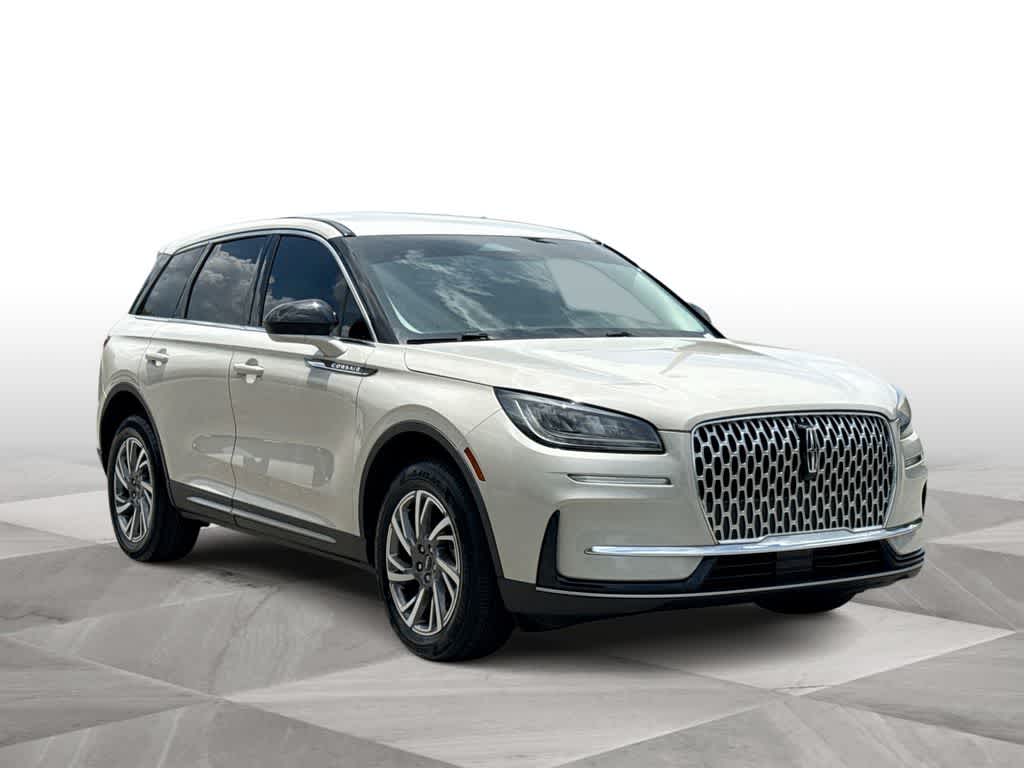 Thumbnail: 2023 Lincoln Corsair - 2