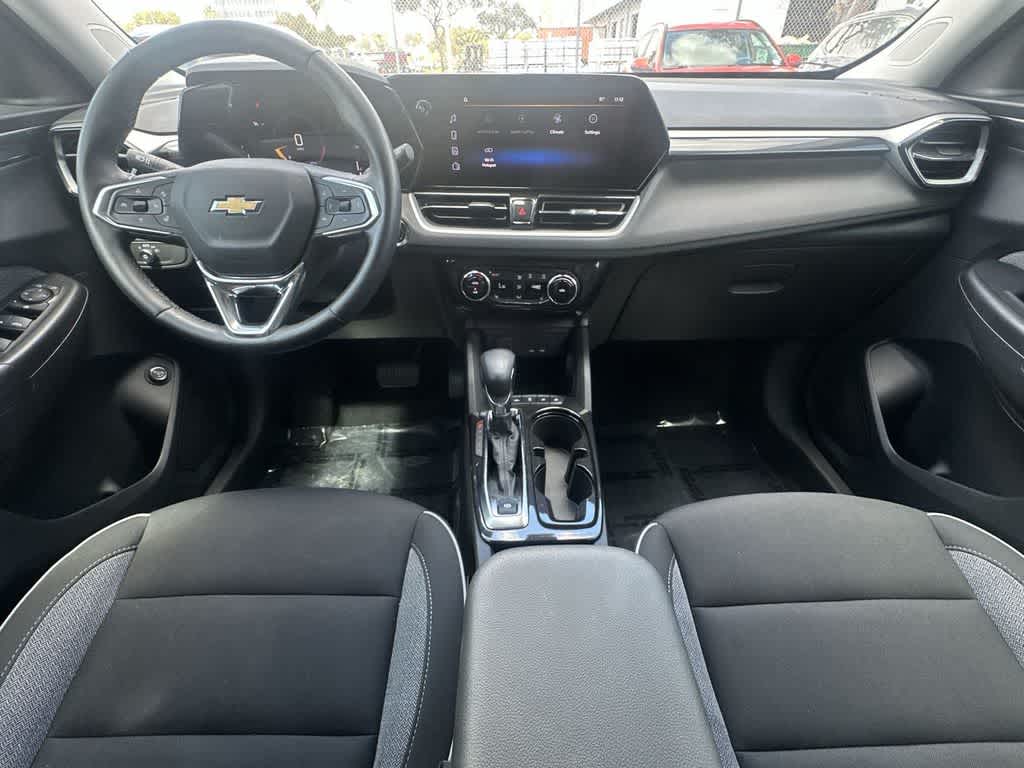 Thumbnail: 2025 Chevrolet TrailBlazer - 24