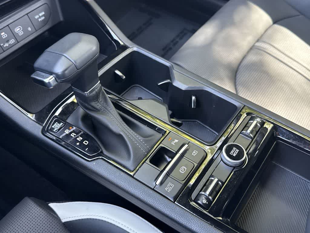 Thumbnail: 2025 Kia K5 - 21