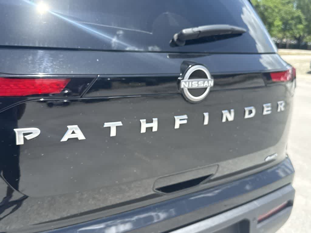 Thumbnail: 2025 Nissan Pathfinder - 11