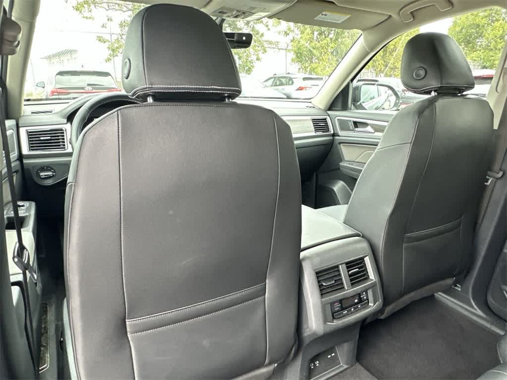 Thumbnail: 2022 Volkswagen Atlas - 23