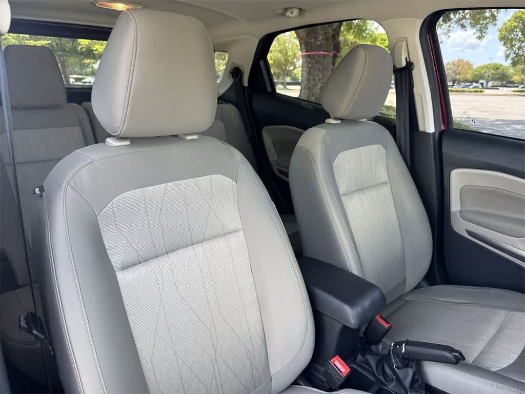 Thumbnail: 2021 Ford EcoSport - 26