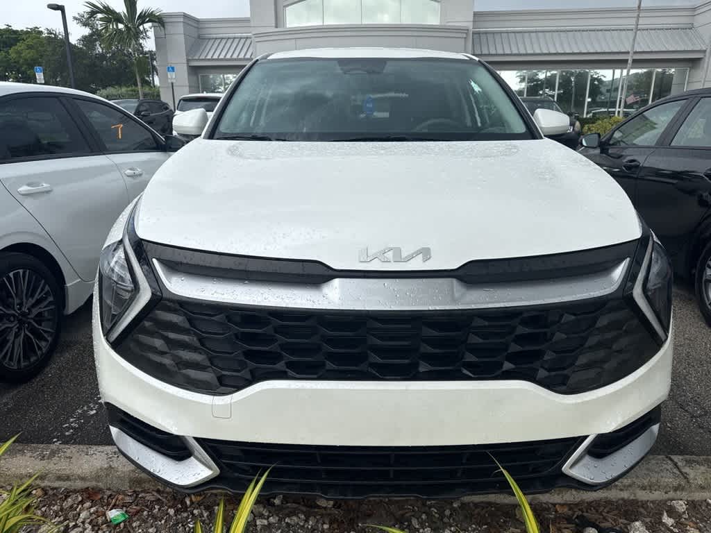 Thumbnail: 2023 Kia Sportage - 6