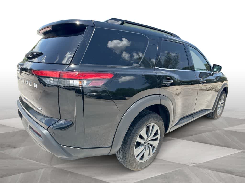 Thumbnail: 2025 Nissan Pathfinder - 8